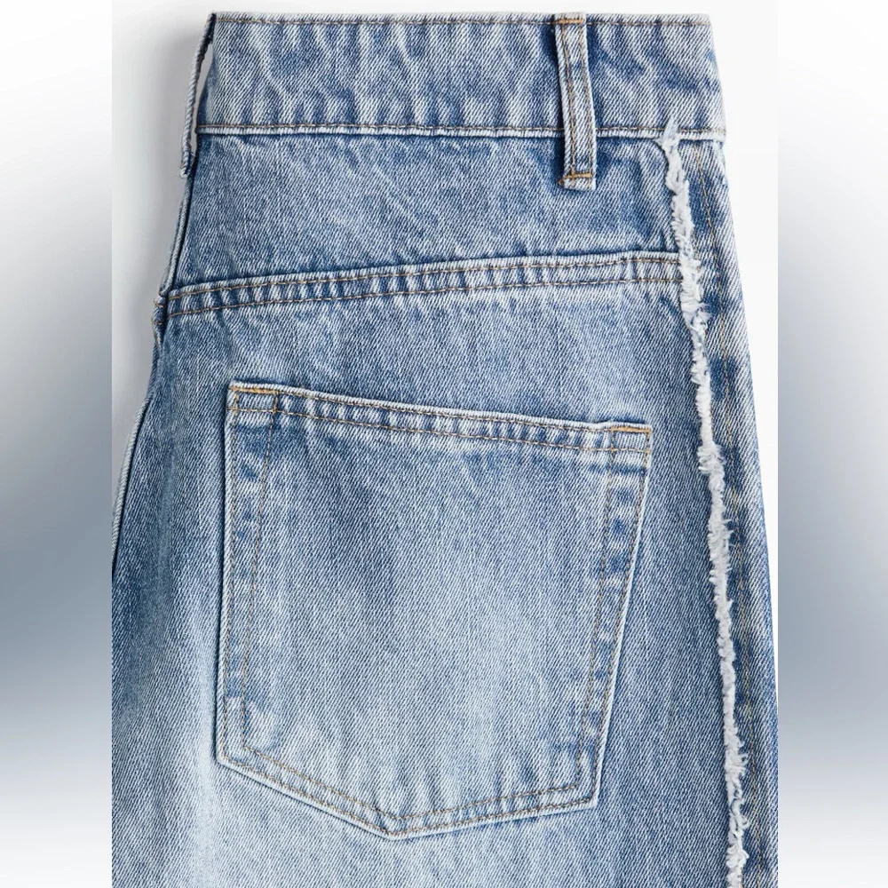 H&M limited edition jeans with side panels - Picture 7 of 7